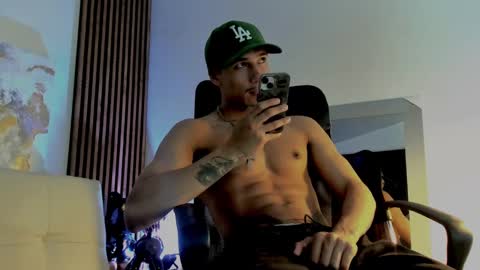 IG online show from February 22, 3:12 am