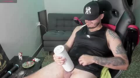 ragnar_lothbrok77 online show from September 25, 12:06 am