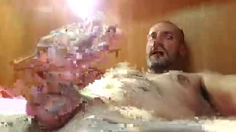 raidehot online show from October 25, 1:00 pm