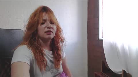 Snapshot of raillye_lsx chatting on January 9, 10:09 pm Paula online show from January 9, 10:09 pm