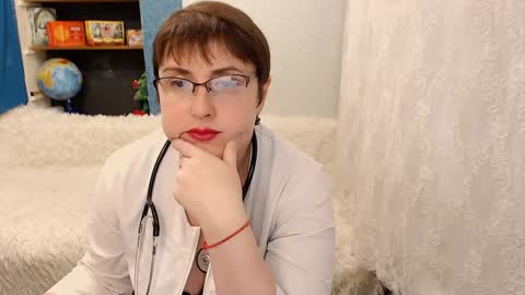 Snapshot of rainbowladyy chatting on February 1, 2:24 pm rainbowladyy online show from February 1, 2:24 pm
