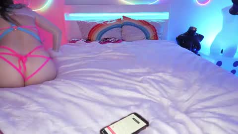 Mary Rainz online show from July 25, 4:54 am