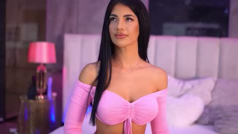 Raisa online show from September 25, 4:03 pm