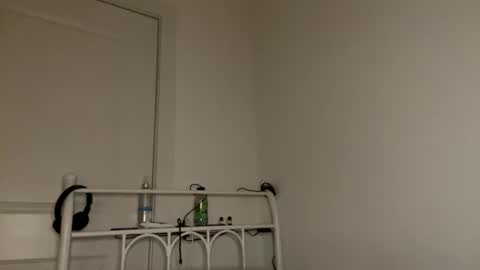 Ray Ray online show from February 25, 3:42 am