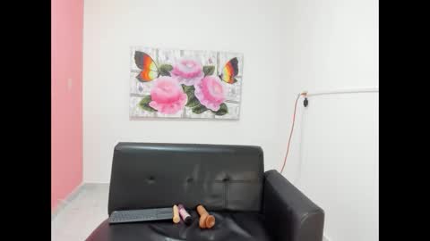raizaack online show from March 6, 2:51 am