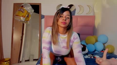  Nina  online show from October 1, 12:32 am