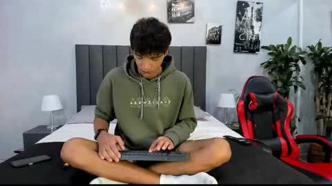 Ralf Bauer online show from September 26, 3:58 am