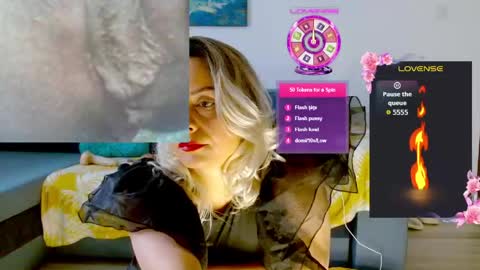 Kim-Hot-Girl online show from May 11, 4:15 pm