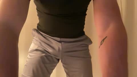 randomdude5950 online show from November 14, 1:52 am