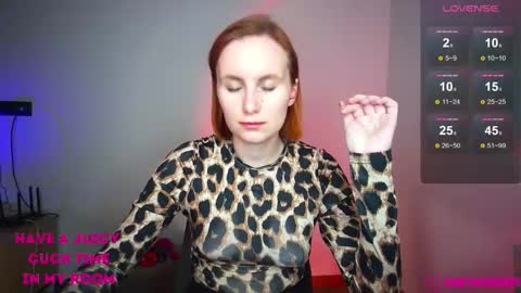 Snapshot of randycherry chatting on September 17, 6:11 pm Cherry Miss Cherry online show from September 17, 6:11 pm