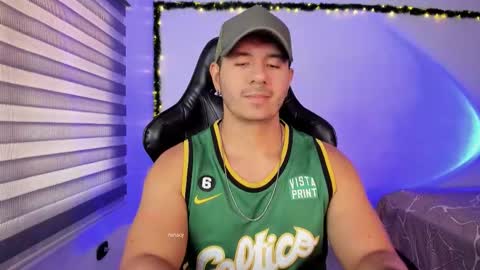 Jonas online show from February 18, 2:39 pm