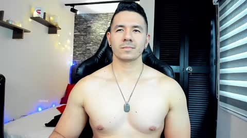 Snapshot of ransoj chatting on December 27, 9:32 pm Jonas online show from December 27, 9:32 pm