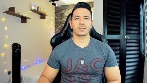 Snapshot of ransoj chatting on February 25, 8:53 pm Jonas online show from February 25, 8:53 pm