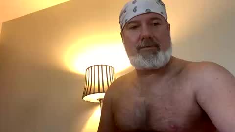 Snapshot of rascal_0073 chatting on October 11, 1:27 pm rascal_0073 online show from October 11, 1:27 pm