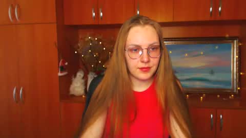 raspberry0101 online show from February 26, 1:43 pm