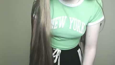 raspberry0101 online show from February 27, 11:06 am