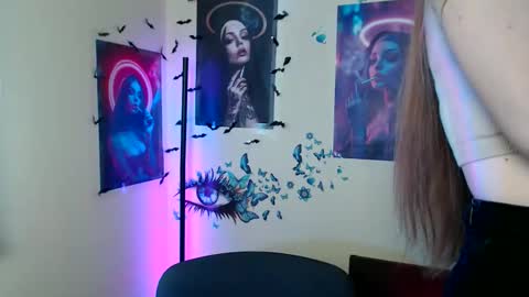 raspberry0101 online show from September 16, 1:02 pm