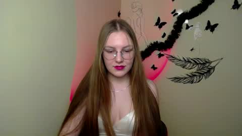 raspberry0101 online show from February 15, 10:55 am