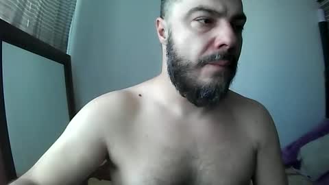 Snapshot of ravart43 chatting on March 10, 8:17 am ravart43 online show from March 10, 8:17 am