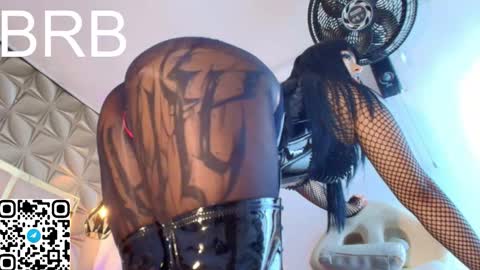   online show from January 14, 11:18 am