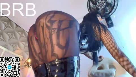   online show from November 20, 11:09 am