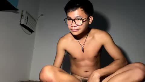 raven354 online show from February 26, 6:15 pm