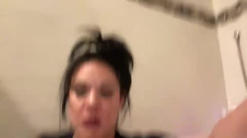 Raven Ray online show from May 22, 2:51 am
