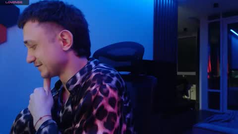 Alex Nash online show from October 30, 1:39 am