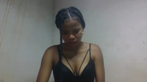 ravomamy online show from November 19, 12:26 pm