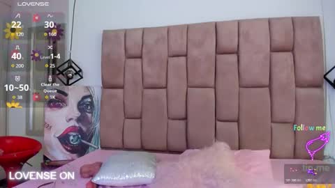 ravynrouge_ online show from November 7, 6:54 pm