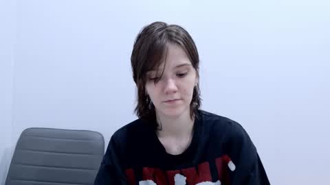 Ray-Ray online show from March 5, 4:49 pm