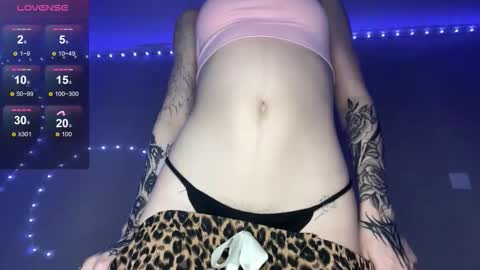 ray_nira online show from September 23, 2:22 pm