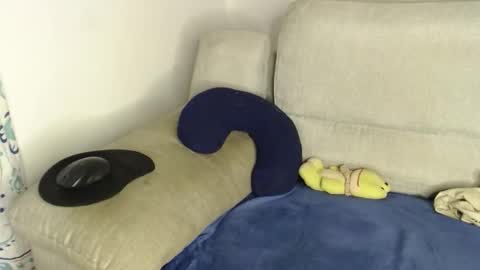 Ray  online show from March 8, 9:24 am