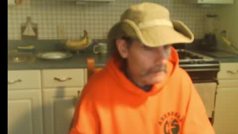 Ray online show from October 28, 7:59 pm