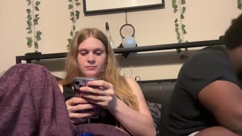 Preston  Stella online show from December 14, 6:46 am