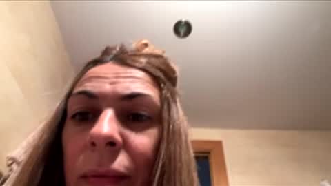 realpussy4 online show from April 28, 8:46 pm