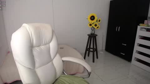 REBECA online show from February 6, 1:16 am