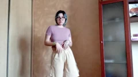 Zoe online show from March 9, 9:14 am