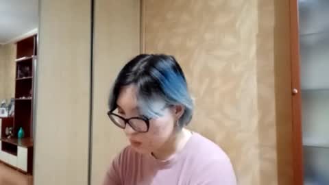 Zoe online show from February 18, 2:06 pm