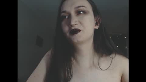 AnnaAnnet online show from December 18, 5:30 pm