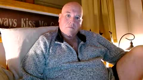 Mtn. Man online show from November 14, 3:31 am