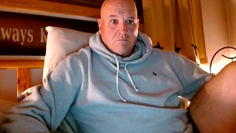 Mtn. Man online show from November 2, 2:22 am