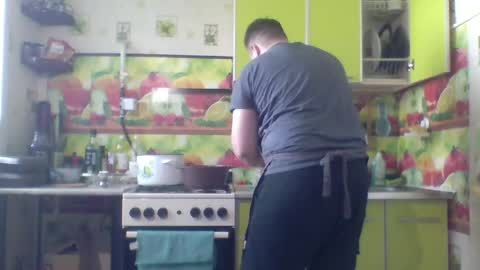 red_bearddd online show from May 11, 4:52 am