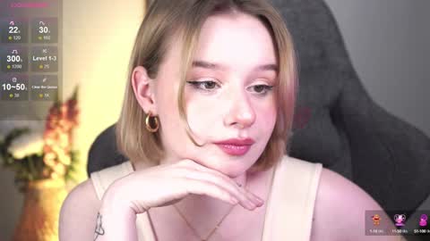 QUEEN OF EVIL online show from January 25, 12:59 am