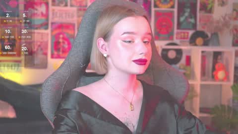 QUEEN OF EVIL online show from January 22, 9:21 pm