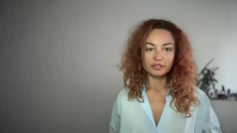 reddgirll online show from October 9, 7:14 am