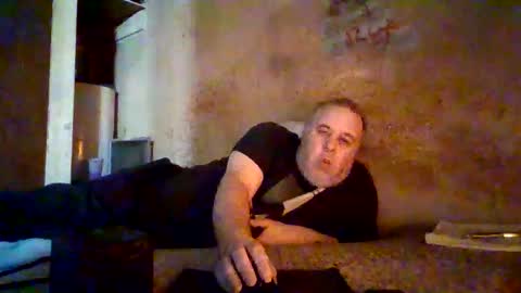 reddragon1195 online show from April 8, 10:57 pm
