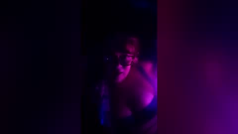 redhd2die4 online show from July 25, 3:59 am