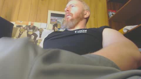 theredhead4fun online show from March 6, 5:11 pm