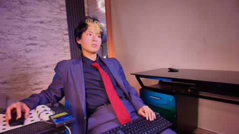 redhood_1_ online show from March 10, 4:06 am